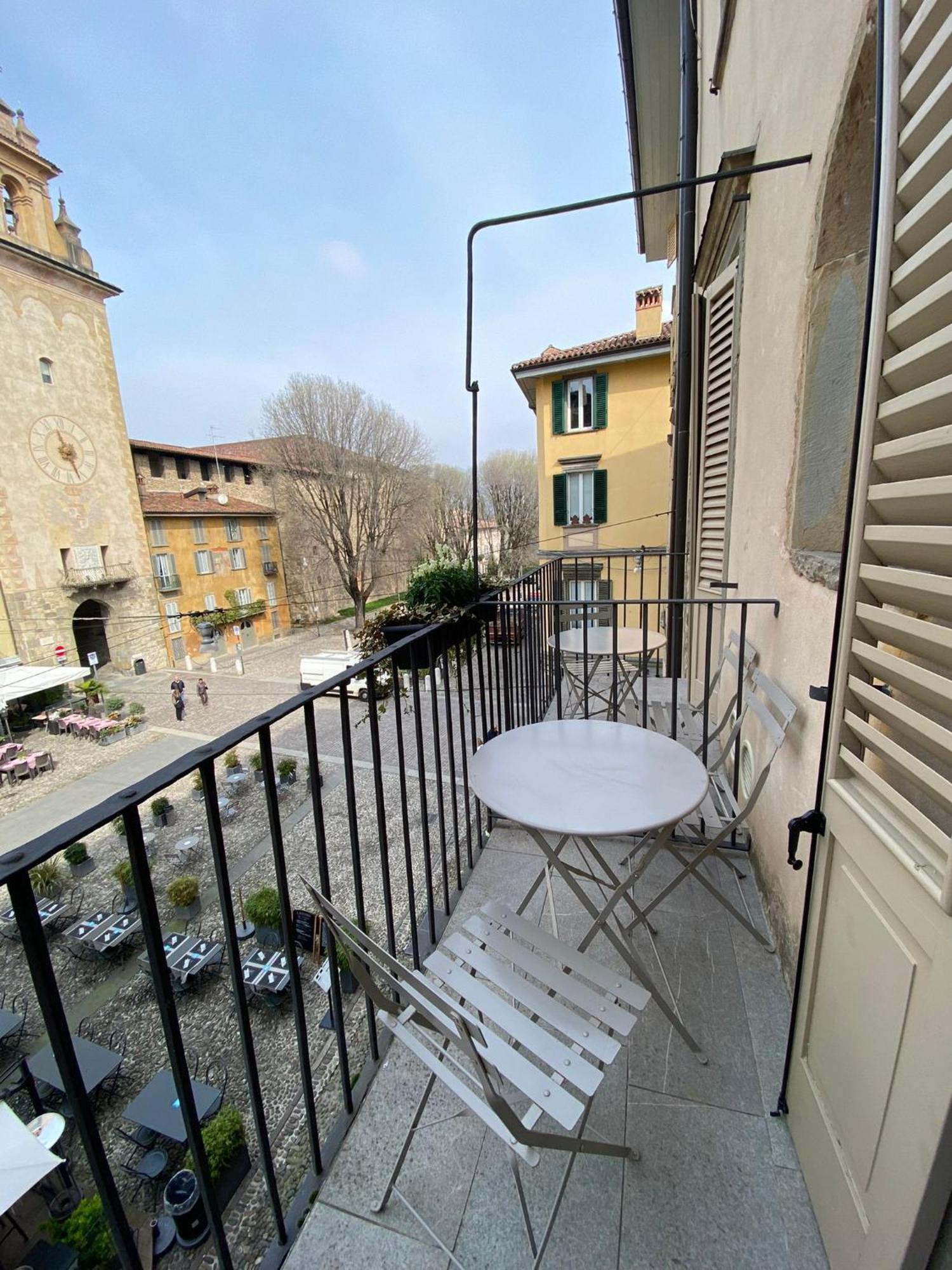 Piazza Mascheroni Home Bergamo Kültér fotó
